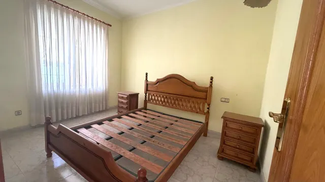 Casa en Alquiler en planta baja con patio y garaje en Alborea — 3