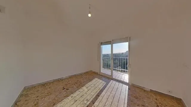 PISO EN VENTA EN HOSPITALET DEL LLOBREGAT — 5
