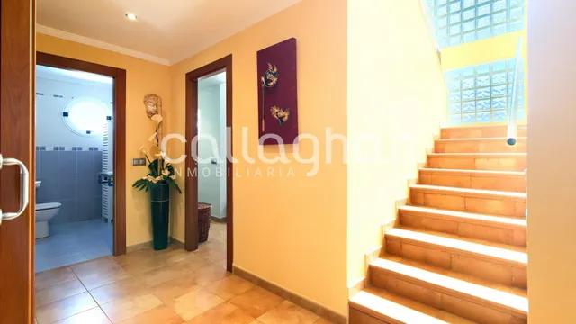 Impresionante chalet en Colinas de Venta Cabrera — 29