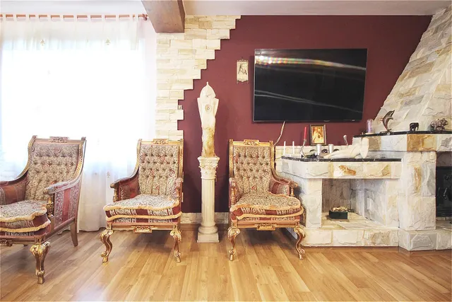 AMPLIO CHALET INDEPENDIENTE EN VENTA EN SIERRA PERENCHIZA — 13