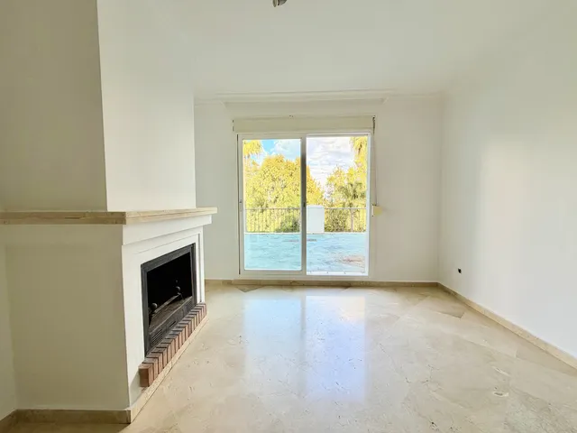 Apartamento 2 habitaciones 126m² en venta - Costa Del Sol - foto 2