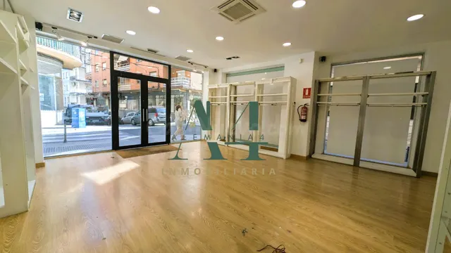 Local de esquina en pleno centro de Cáceres - foto 5