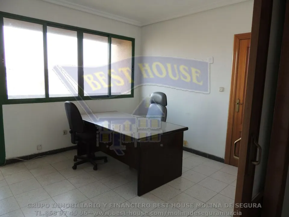 ++Disponemos de 2 oficinas en Molina de Segura zona Centro++