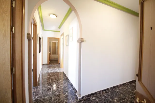 EXCELENTE CASA EN EL CENTRO DE BAZA!!!! — 21