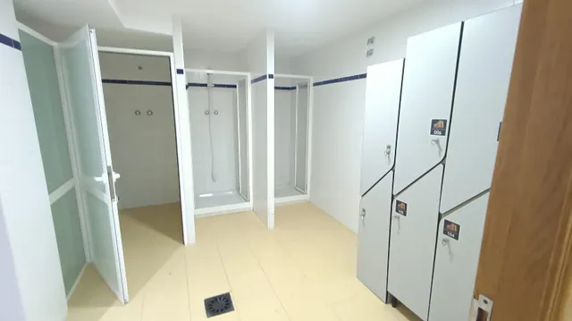 SPA EN TORRE HORADADA — 28