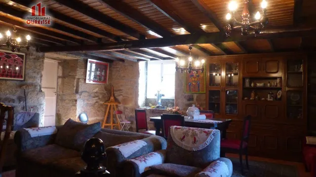CASA SEÑORIAL PARA REFORMAR EN LOS ALREDEDORES DE ALLARIZ. — 13