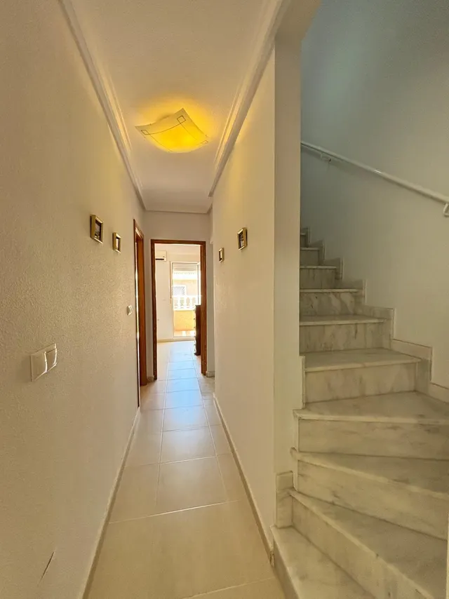 ESPECTACULAR BUNGALOW CON SOLÁRIUM PRIVADO Y VISTAS INCREÍBLES | GRAN ALACANT — 11
