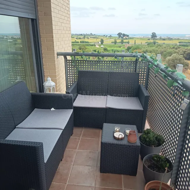 Exclusivo piso con Dos Terrazas, piscina comunitaria y plaza - foto 4