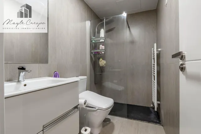 Moderno Apartamento Nuevo en el Campus de la Salud - Granada — 7
