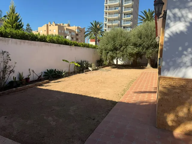 Villa 4 habitaciones 148m² en venta - Parque las naciones — 5
