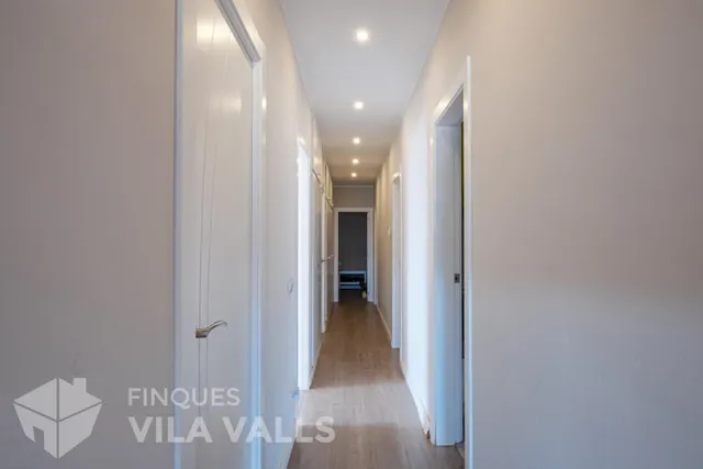 Casa a quatre vents amb gran terrassa i garatge per a 2 cotxes — 15