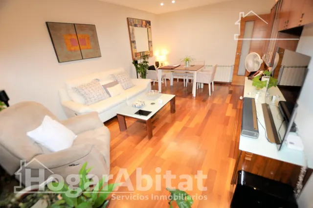 Vive con el confort de un exclusivo residencial con piscina, zonas verdes, garaje y trastero — 5