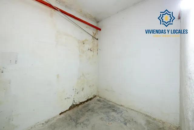 Plaza de garaje y trastero junto al Hospital de Traumatología — 8