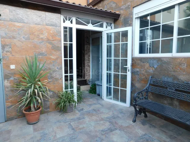 Chalet Adosado en Yuncler 3 Plantas para entrar a vivir — 4