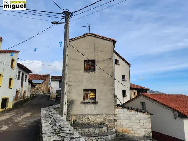 Se vende propiedad para rehabilitar en Suarias, Peñamellera  - foto 2