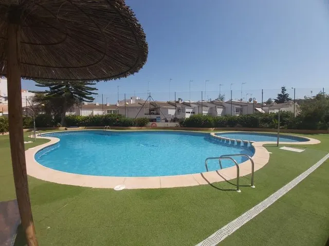 Precioso estudio, zona Acequion- Torrevieja, a tan solo 250 m de la playa — 3