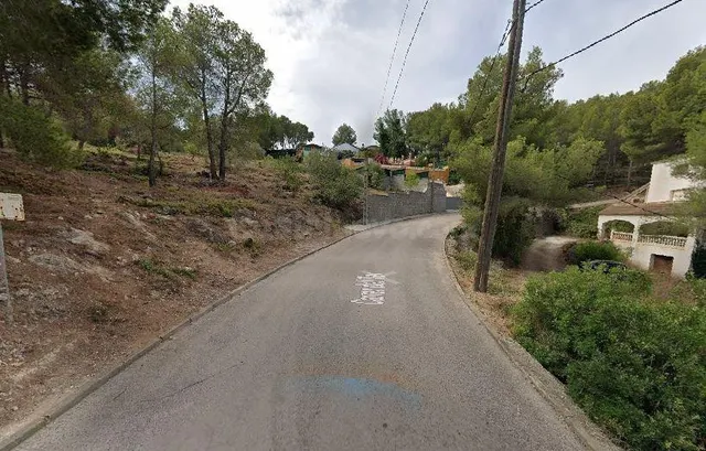 SE VENDE piso OKUPADO en Calle Ter-Ur Cam Gordei Nº 99 Bisba - foto 2