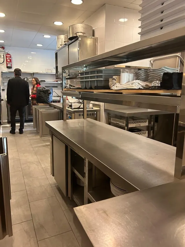 Restaurante 7 habitaciones 756m² en venta - Paraiso-Barronal — 18