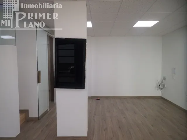 Oficina 110m² en venta - Avda. Antonio Huertas — 13