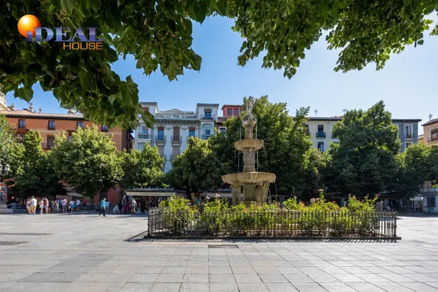 A LA VENTA EDIFICIO EN PLAZA BIB-RAMBLA — 9