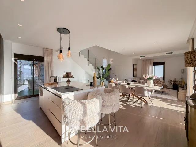 Villa moderna con sótano y piscina privada en venta en Finestrat - Benidorm — 16