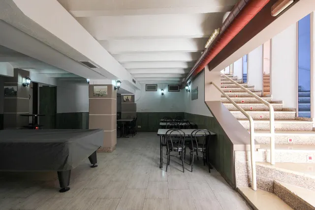 AMPLIO LOCAL EN ST ANDREU DE LA BARCA — 9