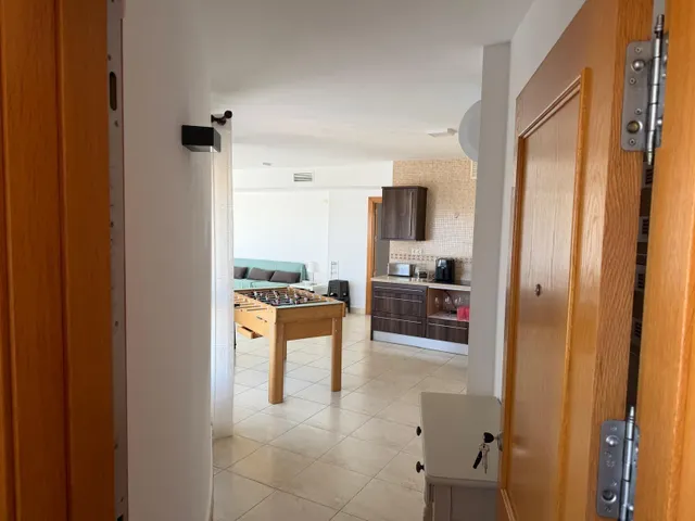 Encantador Piso con Vistas al Mar — 11