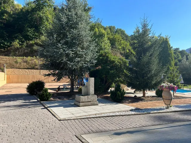 ESPECTACULAR FINCA CON CHALET A 5 MIN DE PONFERRADA — 6