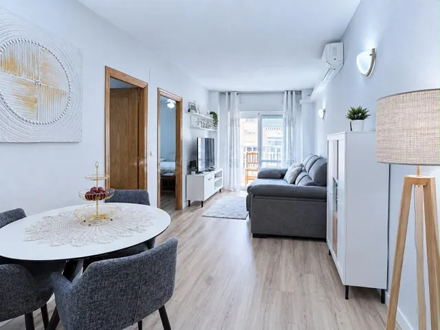 Apartamento de 2 habitaciones listo para entrar a vivir piscina comunitaria — 2