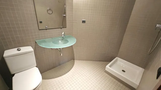 Piso de dos habitaciones en alquiler en el centro de Manresa — 13