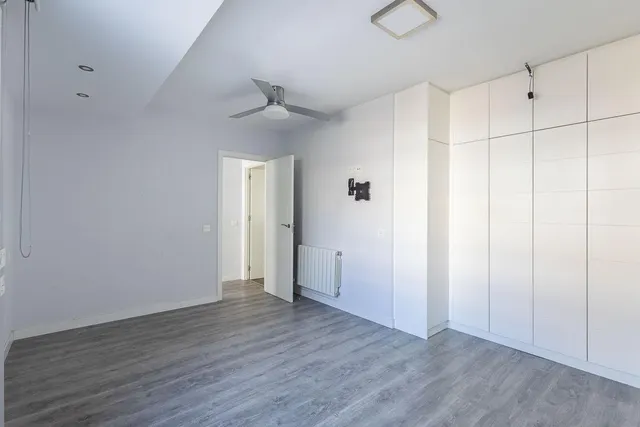 Piso reformado con terraza en Obispo Hurtado — 17