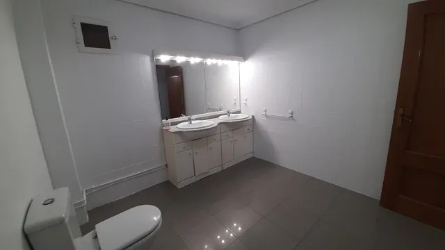 Casa, ubicada en "el puntal" — 27