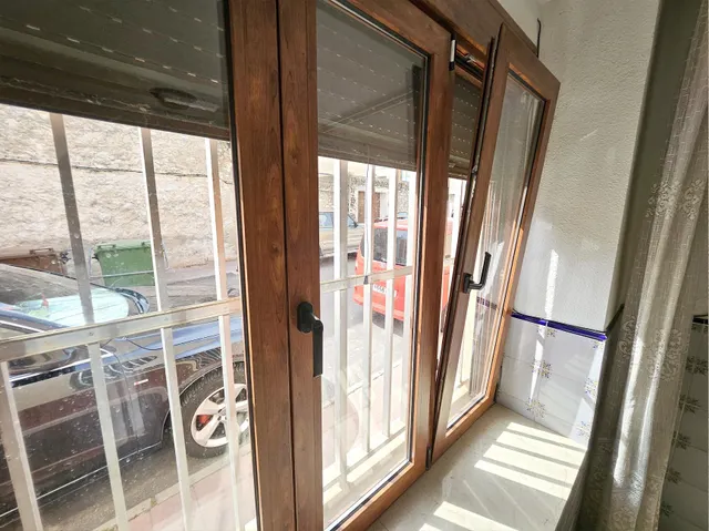 Se vende casa en casco antiguo de Oropesa, detrás del ayuntamiento. Casa con fachada a 3 calles — 22