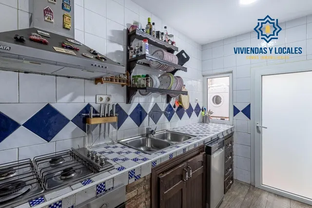 Casa con piscina en urb los chopos - Las Gabias — 13