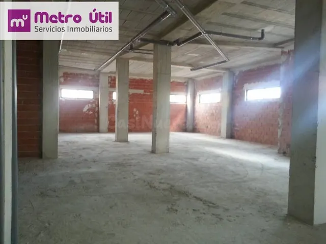 LOCALES COMERCIALES EN ZONAS NUEVAS EN ALQUILER - foto 2