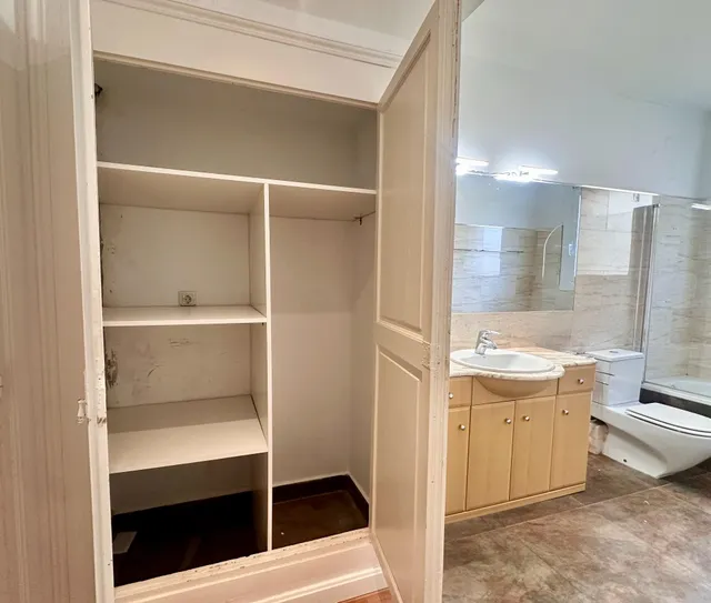 Piso Señorial en Balmes con  Doble Orientación — 26