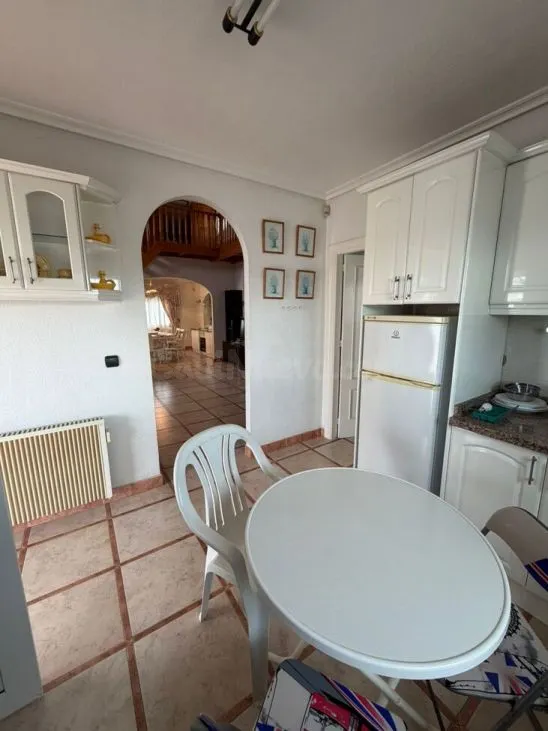 Villa 5 habitaciones 130m² en venta - La Zenia - foto 3