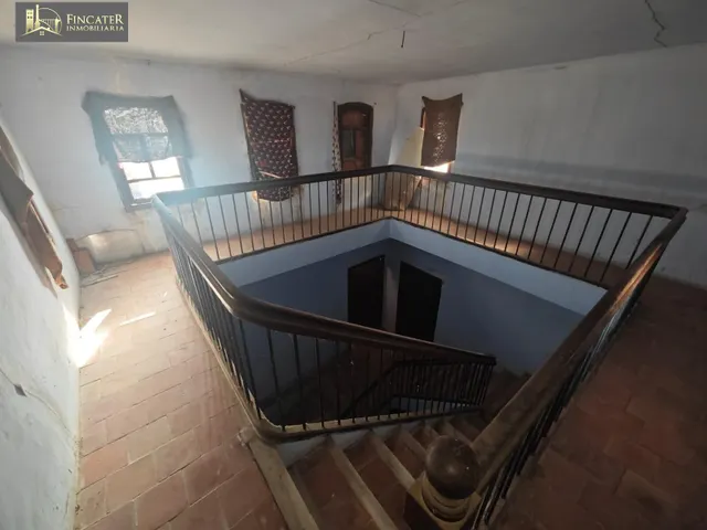CASA EN CELLA — 6