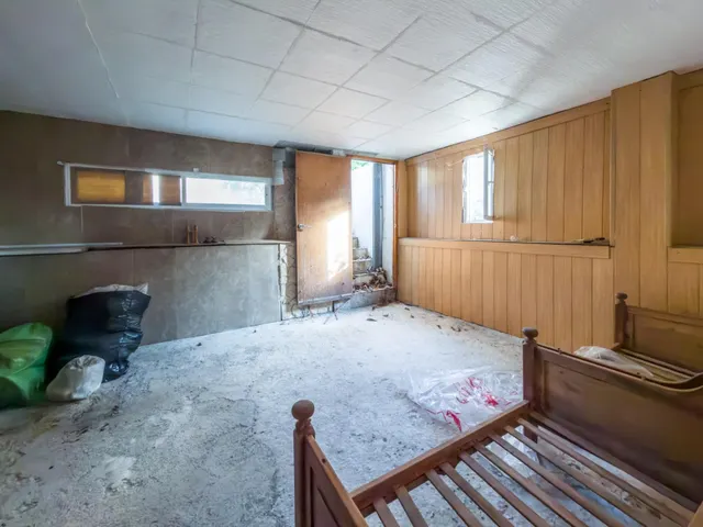 Finca rústica de AGUACATES con CONTRUCCIÓN de 37 m2 en Los Guájares (Faragüit) — 16