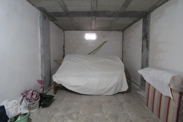 Estudio en residencial con piscina — 33