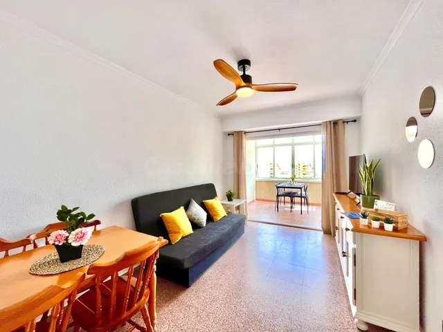 BONITO APARTAMENTO EN ARENALES DEL SOL ( Disponible de Septiembre a Junio) — 3