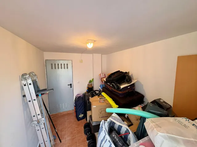 Apartamento luminoso y espacioso en la acogedora Formentera. Cerca de colegios y comercios, a 10 min a pie de Benijófar, a 3,5 km del La Marquesa Golf, y a solo 11 km de las playas de Guardamar. — 43