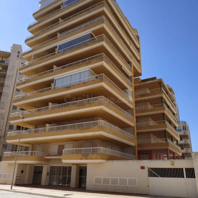 TAVREG - 12 APARTAMENTOS DISPONIBLES EN EL EDIFICIO REGATA I - foto 4