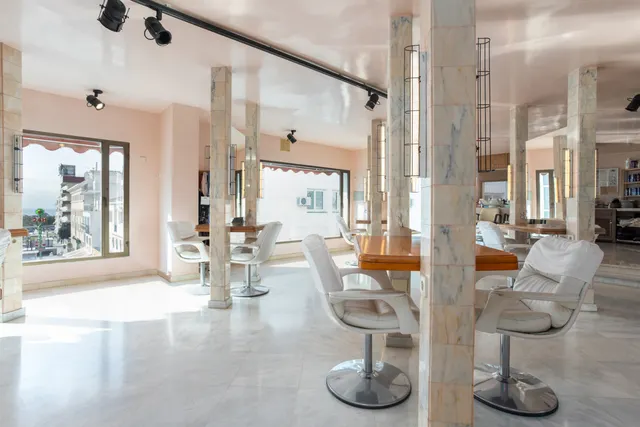 Local comercial 225m² en venta - Marbella - foto 5