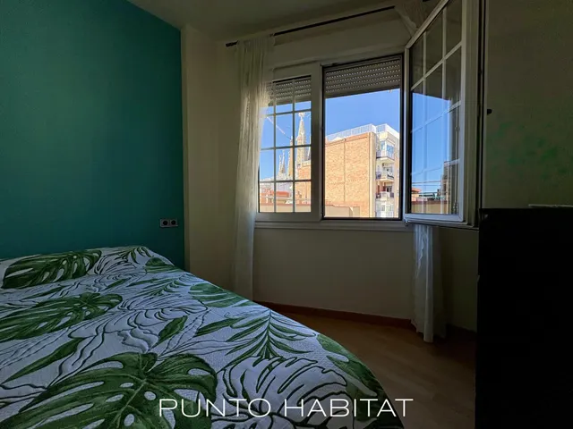 Oportunidad en Sagrada Familia — 30