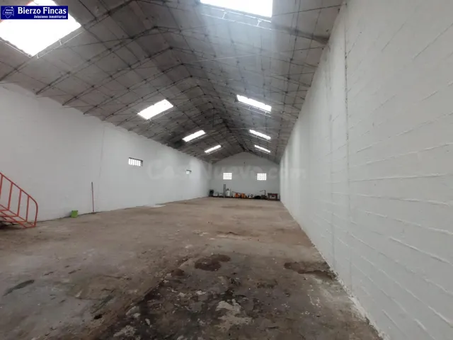 SE VENDE NAVE A DOS MINUTOS DE BRICODEPOT LEON - foto 3