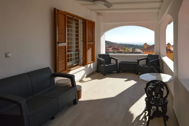 Gran Chalet de 3 plantas y solárium de 25 m2 — 12