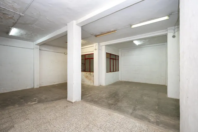 ¡Oportunidad Única en Angel Barrios! Local de 147m2 por solo 190.000€ — 13