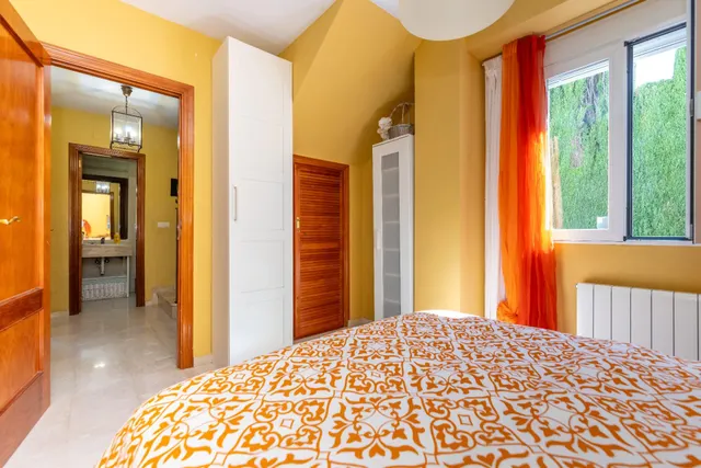 CHALET INDEPENDIENTE CON PISCINA PRIVADA, JARDÍN Y GARAJE EN MONACHIL — 29