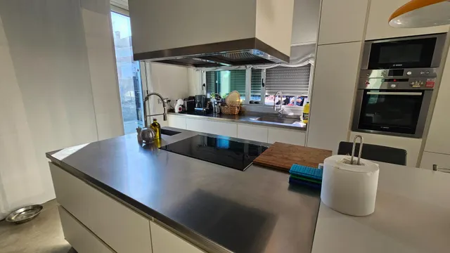 EXCLUSIVA PROPIEDAD CON PISCINA, ASCENSOR Y GRAN GARAJE EN CULLEREDO — 5